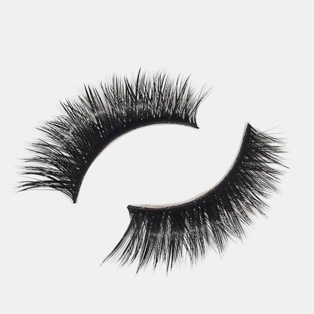 🌺 Yoni 3D Faux Mink Lashes 🌺 2/$15